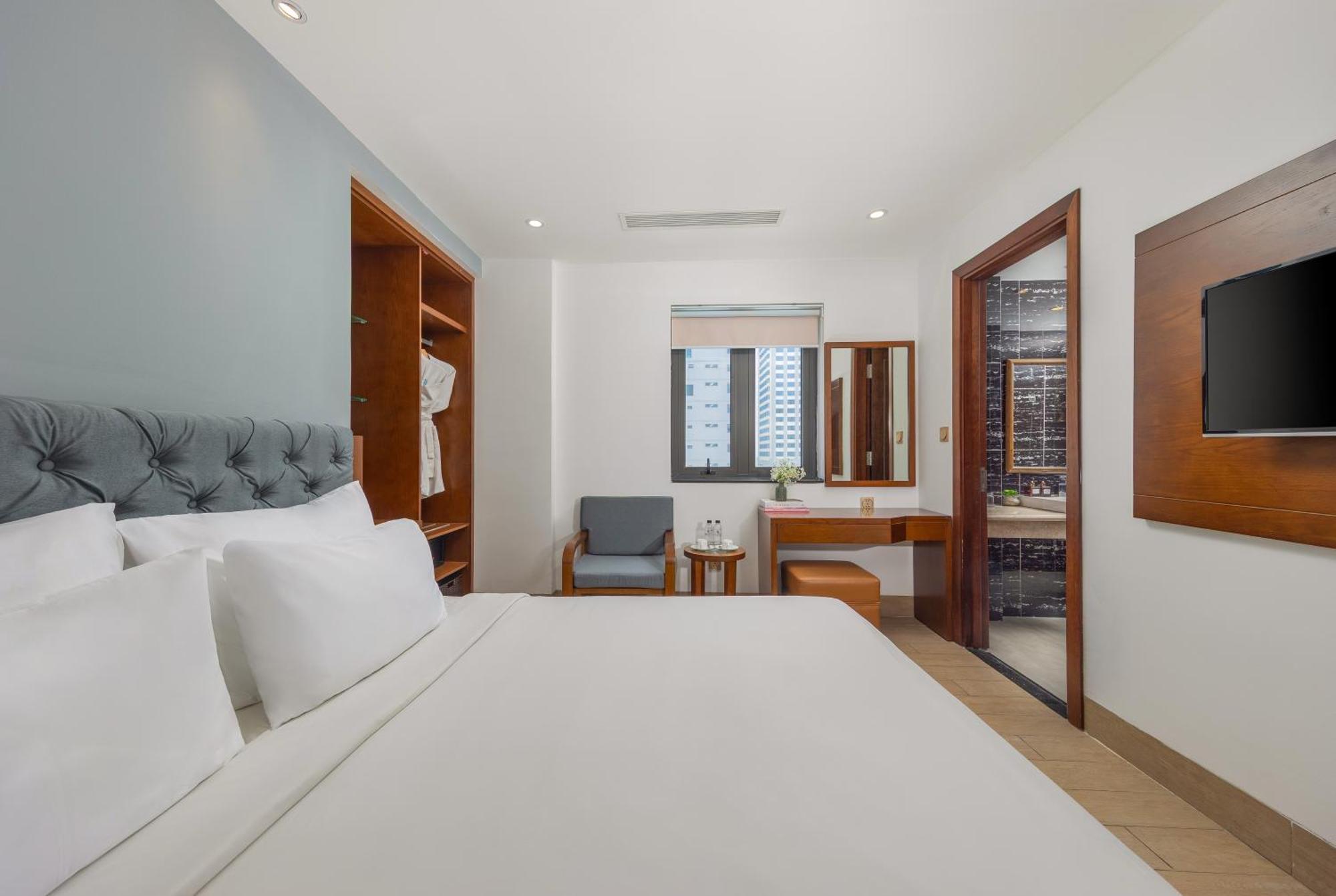 Sana Da Nang Beach Hotel Esterno foto