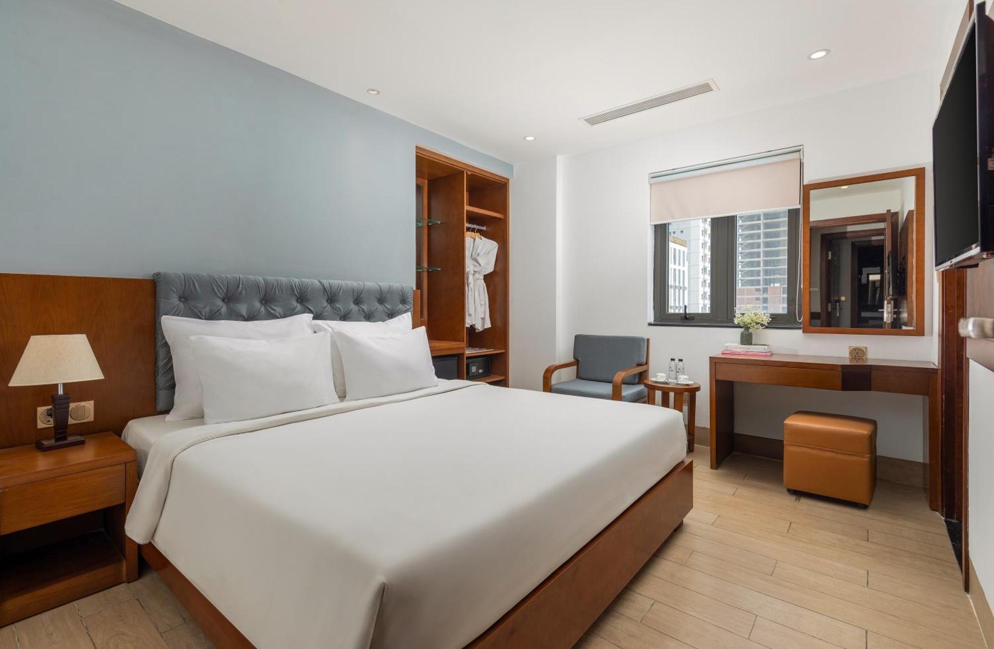 Sana Da Nang Beach Hotel Esterno foto